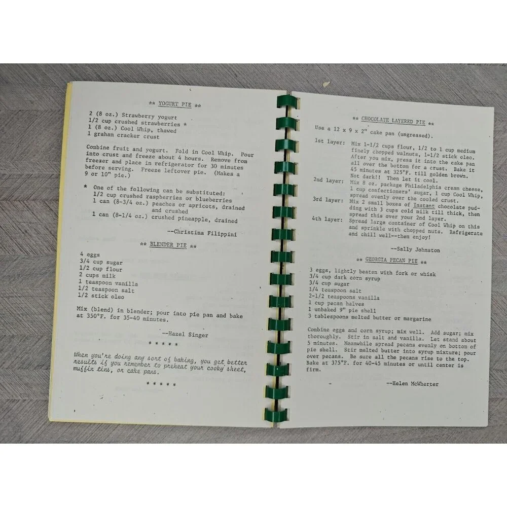 Vintage Cookbook Westinghouse Specialty Metals Girls Réunion 1980